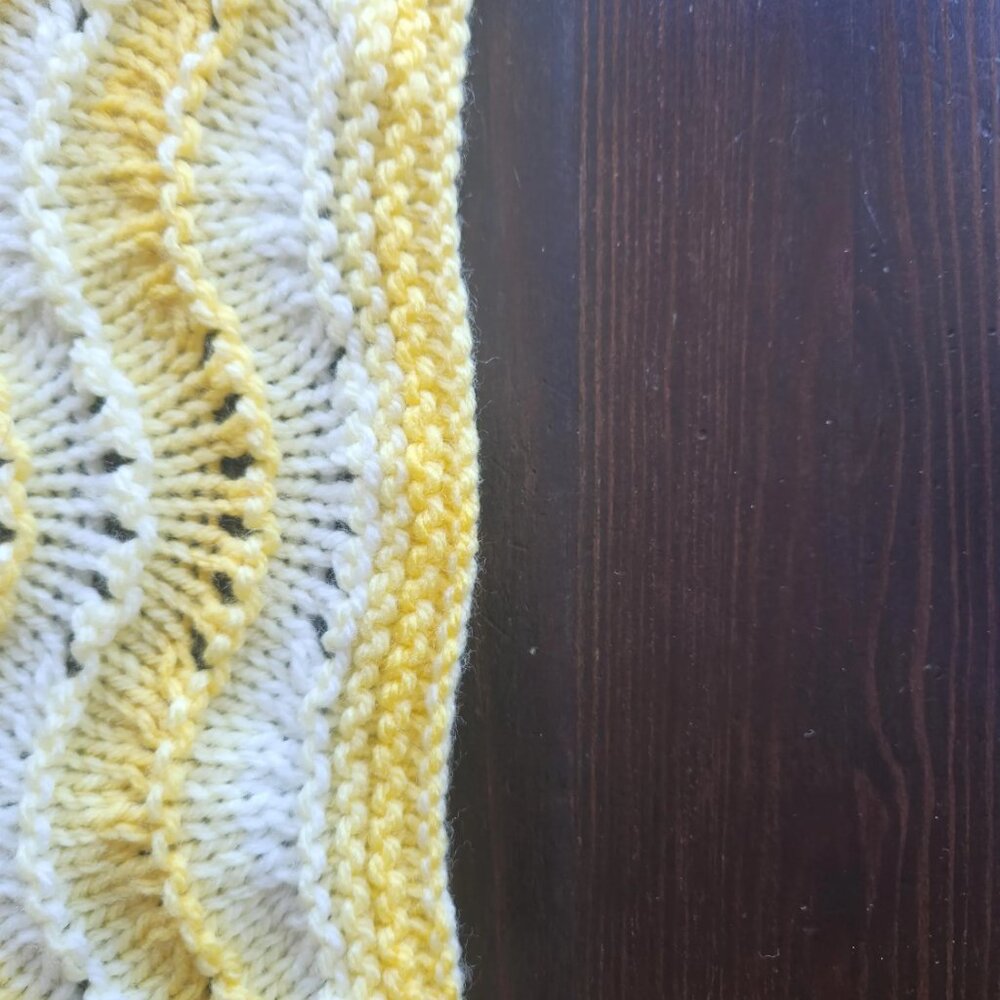 Hand Knit Blanket - Yellow Ripple - Picture 5 of 6